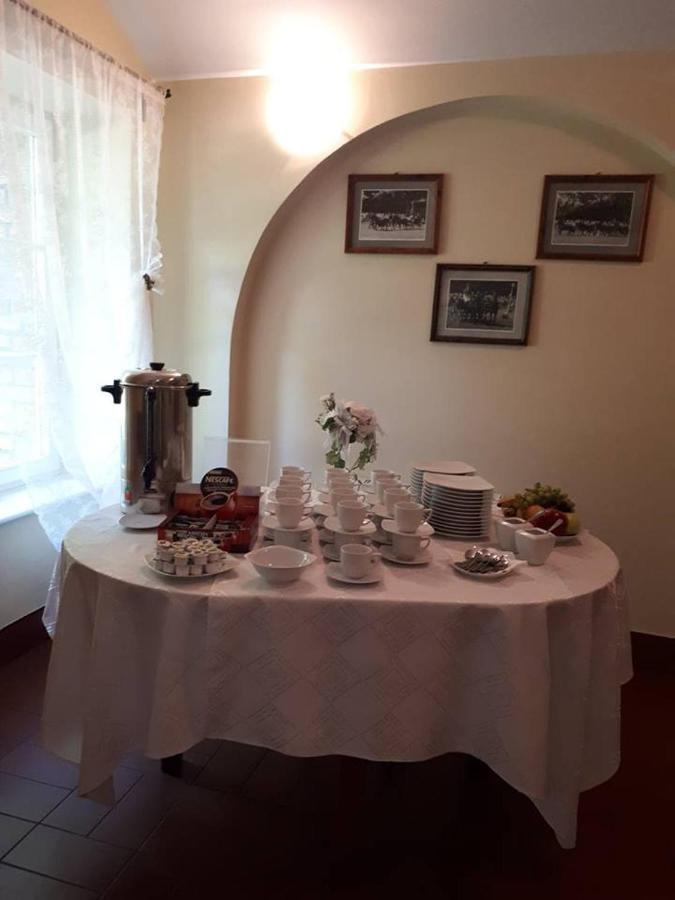 Stado Ogierow Sierakow Hotel Шераков Екстериор снимка