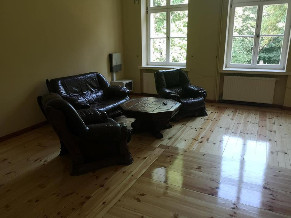 Stado Ogierow Sierakow Hotel Шераков Екстериор снимка